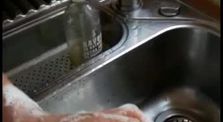 Lavage de mains efficace by Les informations santé du collège Raymond Guelen