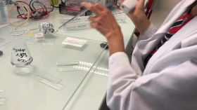 Démo coulage de gel d'agarose sur lame -Electrosynérèse by Biotechnologie